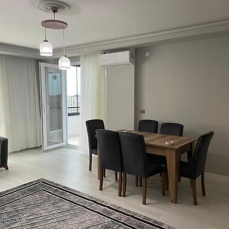 Valley House Apartment *
