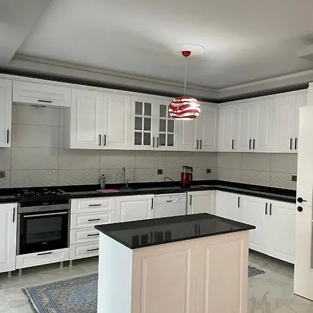 Valley House Apartment *